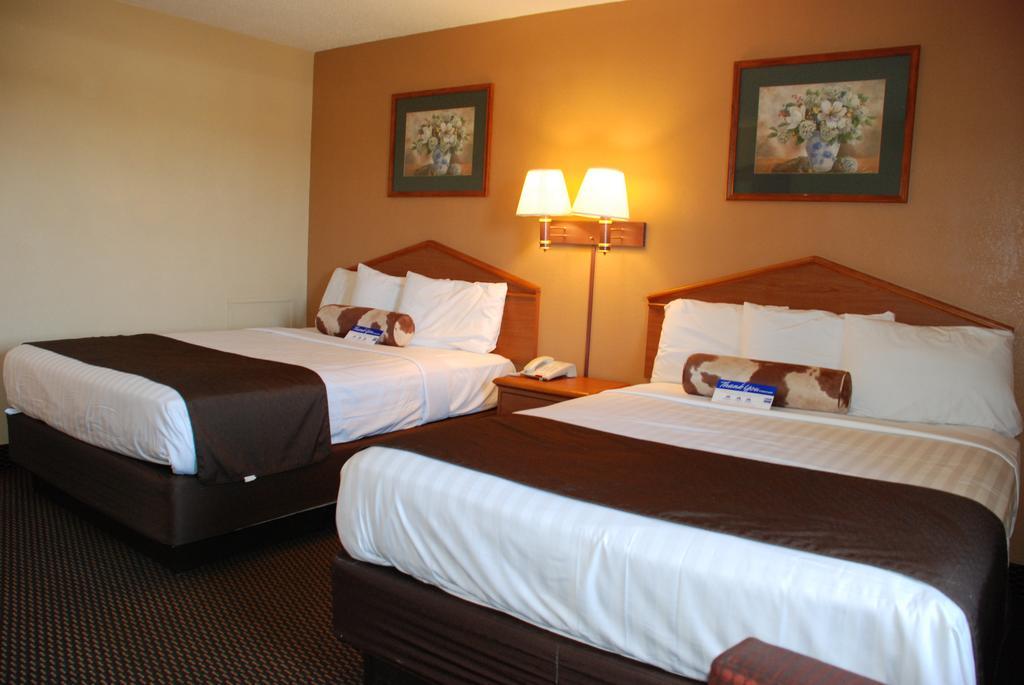 Apple Tree Inn Lindale Экстерьер фото