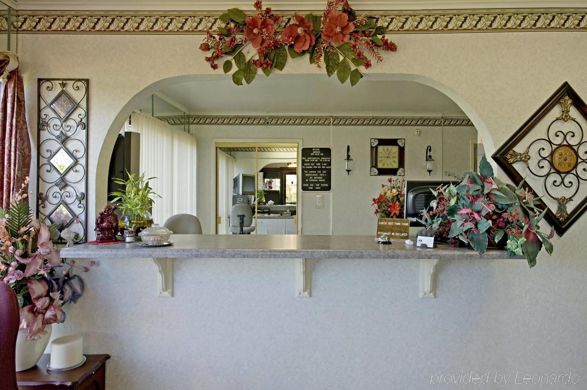 Apple Tree Inn Lindale Интерьер фото