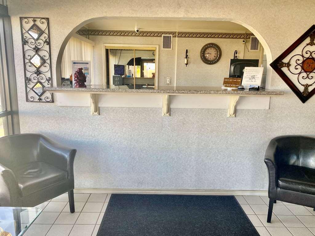 Apple Tree Inn Lindale Интерьер фото
